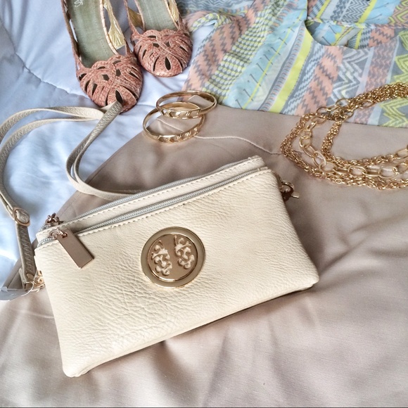 NWT Beige Crossbody Purse