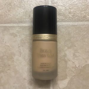 Too Faced Born This Way foundation