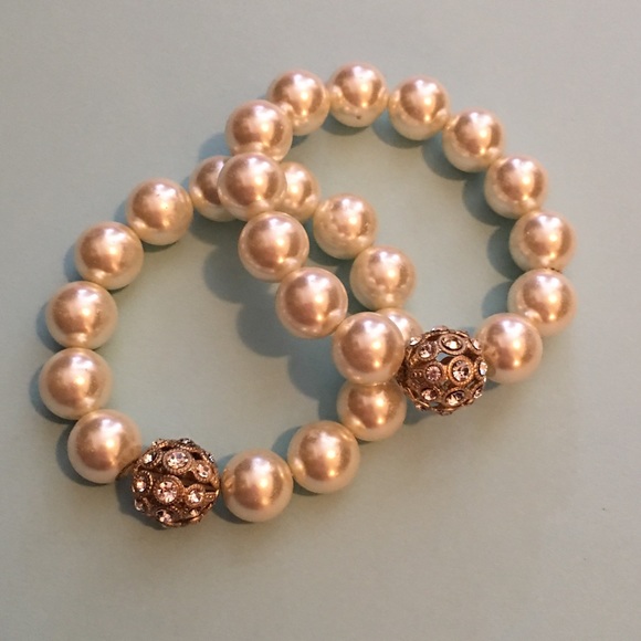 Set of 2 Large Faux Pear Stretchy Bracelets - Picture 1 of 4