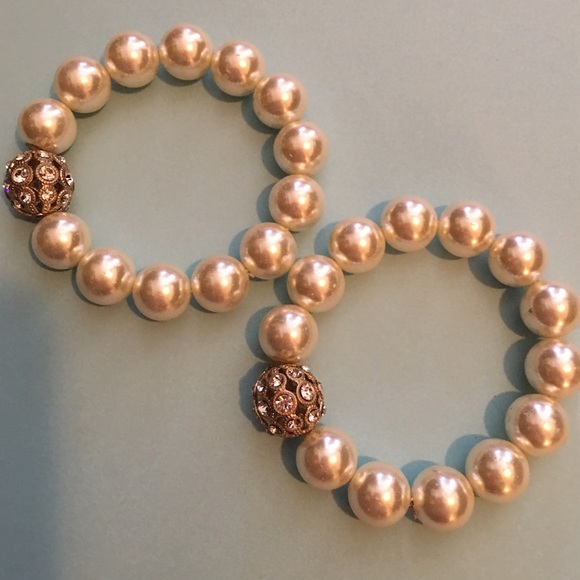 Set of 2 Large Faux Pear Stretchy Bracelets - Picture 3 of 4