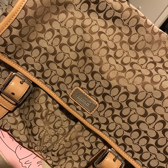 Coach Handbags - Coach bag w/ strap . Never worn