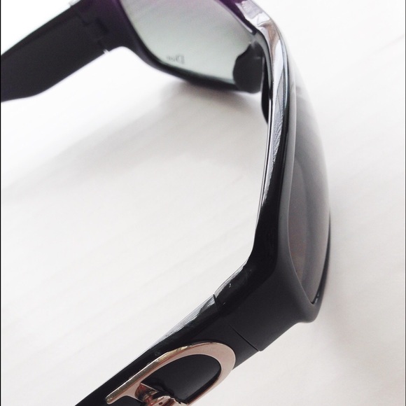 Dior Sunglasses - Picture 3 of 3