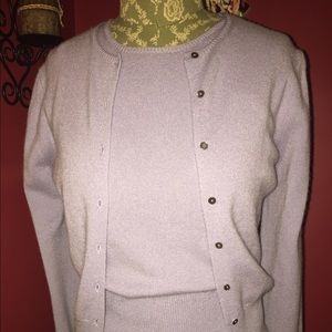 Cashmere crew neck twin sweater set.