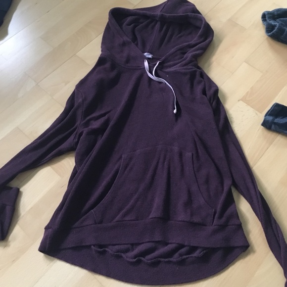Brandy Melville Maroon Sweatshirt