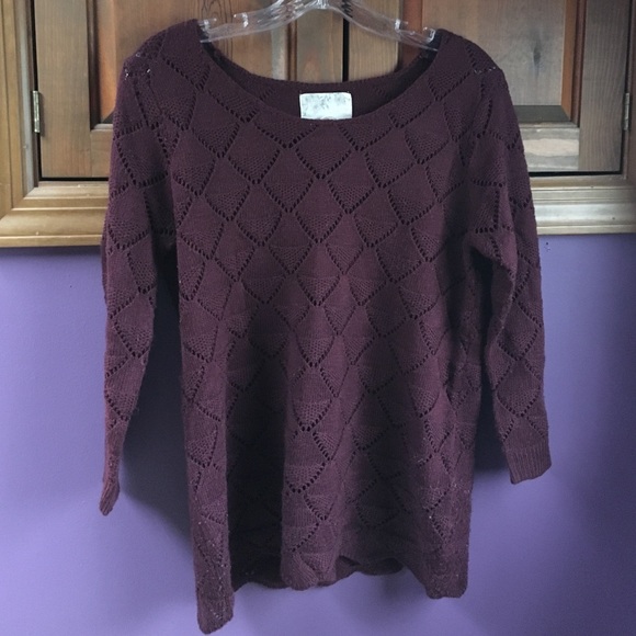 Debbie Morgan Burgundy 3/4 Sleeve Sweater