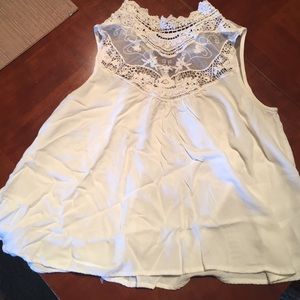 Lace white shirt (crop)