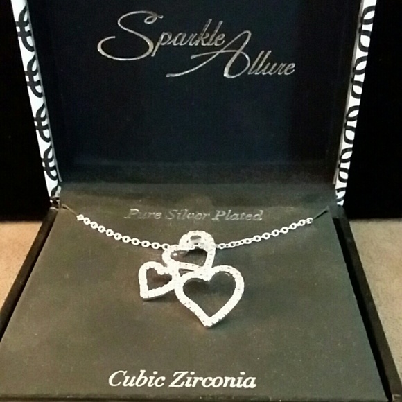 Triple heart pure silver plated necklace - Picture 3 of 4