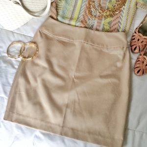 NWT Neutral Beige / Light Tan Short Skirt