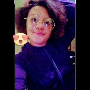 Meet your Posher, Jøycë