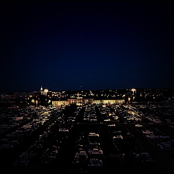 Meet your Posher, Kyle - Picture 1 of 1