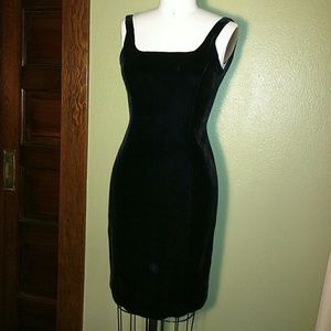 Oscar de la Renta silk & rayon velvet LBD