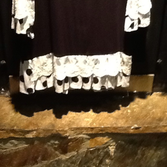 Dress - Picture 3 of 4