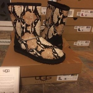NIB UGG Exotic Calf Fur Boots