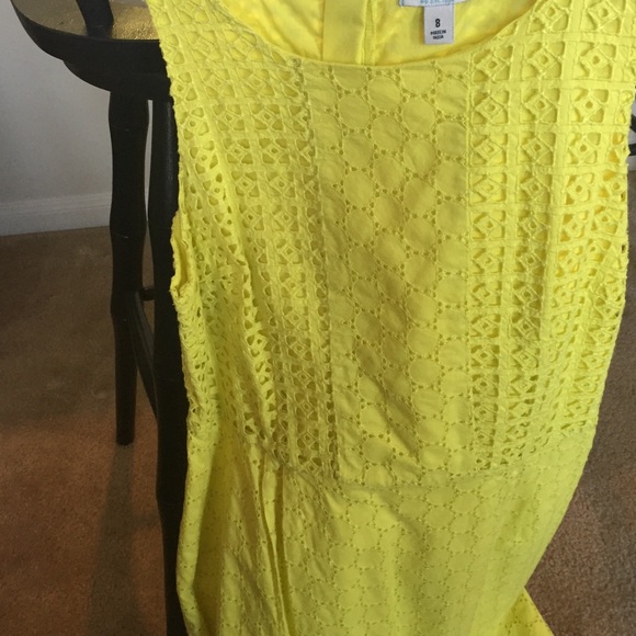 Barely worn Old Navy yellow sleeveless dress