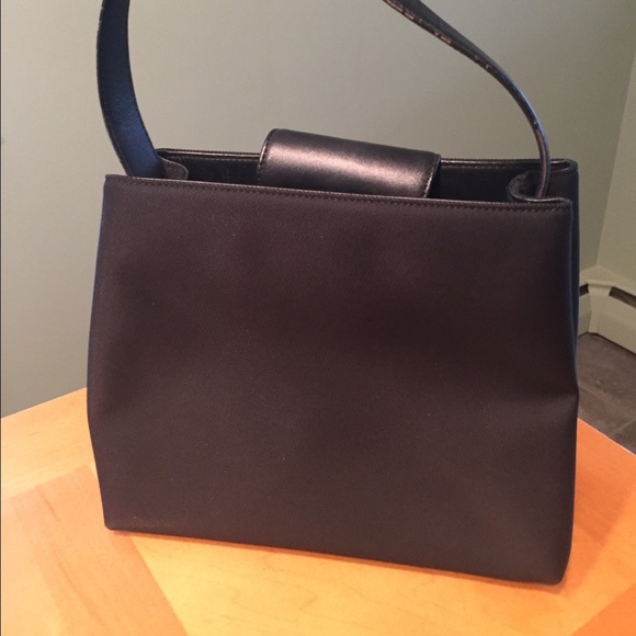 Coach black handbag, compact & sturdy