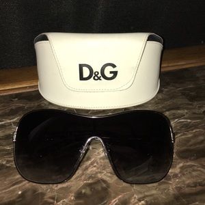 D&G  women sunglasses