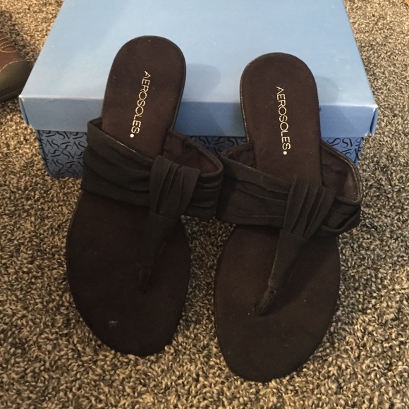 Aerosoles Flip Flops
