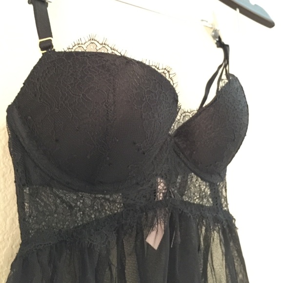 Last One 🚨 Victoria's Secret Lace Babydoll
