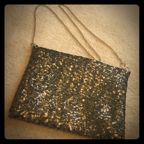Black and gold sequin clutch