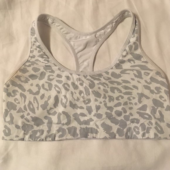 VS sports bra