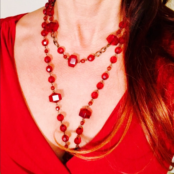 Necklace 💋 - Picture 2 of 3