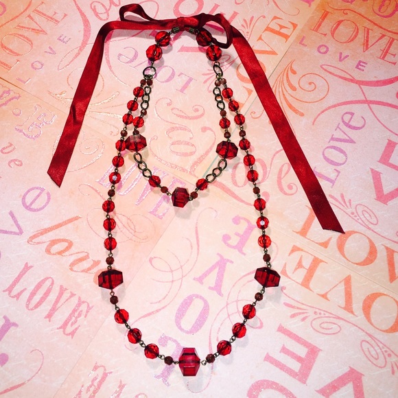 Necklace 💋 - Picture 3 of 3