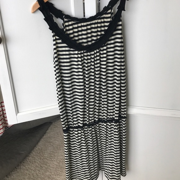 Max Studio Stretch Dress Size: Medium