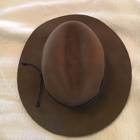 :: Mossimo floppy hat ::
