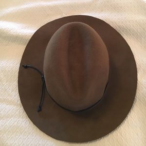 :: Mossimo floppy hat ::