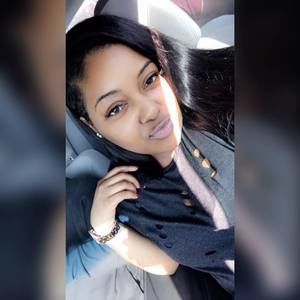 Meet your Posher, Kacey