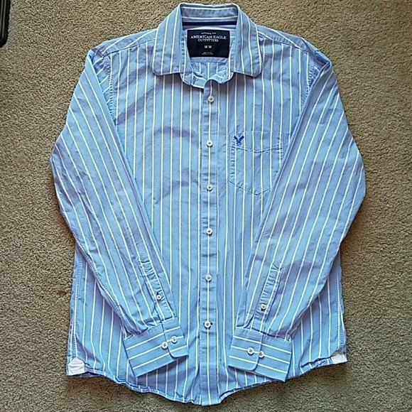 American Eagle Outfitters Other - American Eagle Vintage fit button down shirt