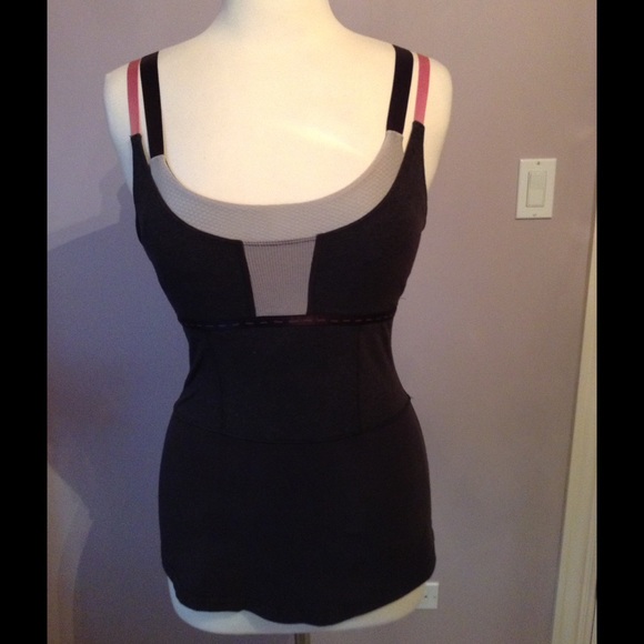 Lululemon tank top