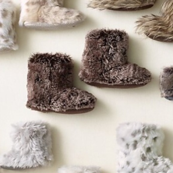 Restoration Hardware Baby faux fur booties