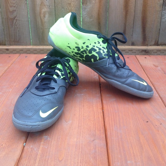 Nike indoor soccer cleats