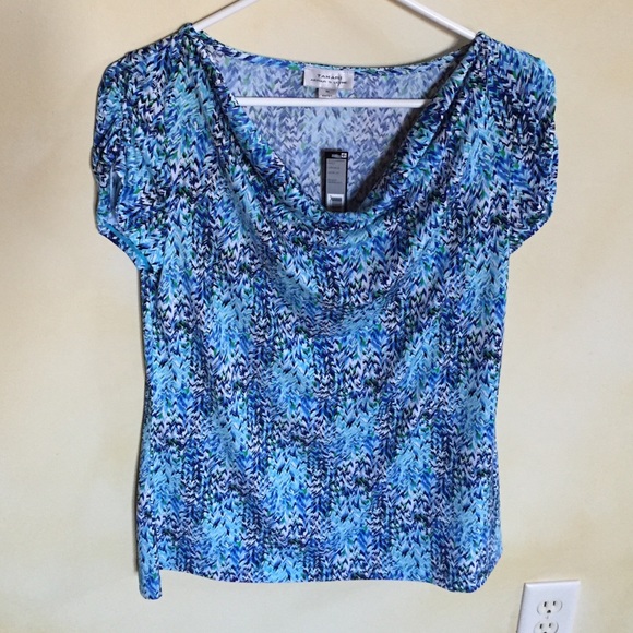 Tahari short-sleeved Drape Neck Short Sleeve Top - NWT - Picture 4 of 4