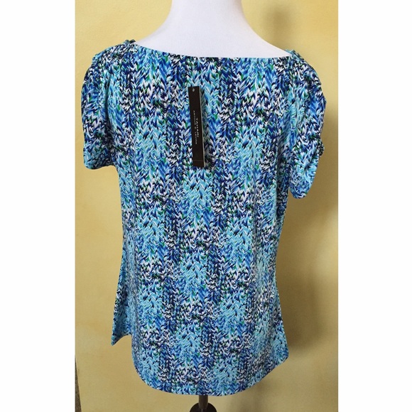 Tahari short-sleeved Drape Neck Short Sleeve Top - NWT - Picture 2 of 4