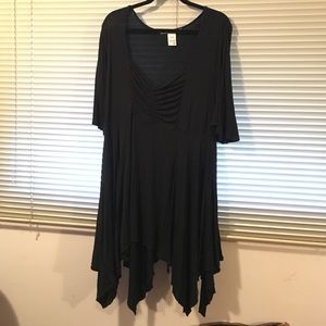 Tunic with zig zag hem.