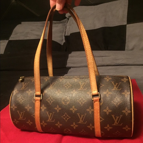 "Flash Sale"...Authentic Louis Vuitton Papillon