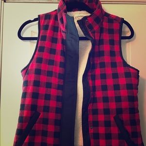 XS red & black vest with sheep skin lining