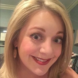 Meet your Posher, Karla