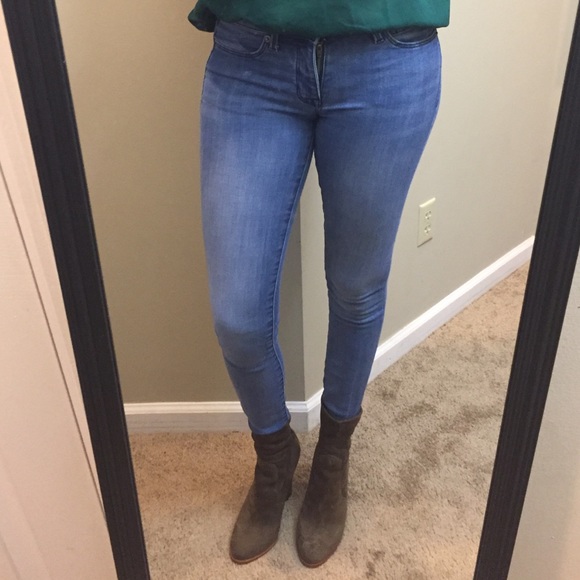 GAP Skinny Jeans - Picture 2 of 4
