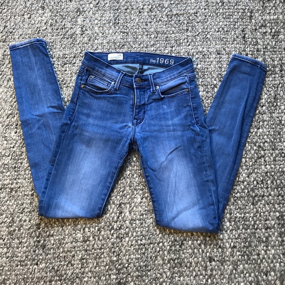 GAP Denim - GAP Skinny Jeans
