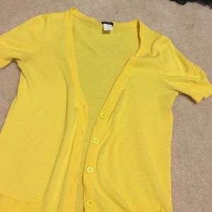 Bright yellow short sleeves tunic length cardigan