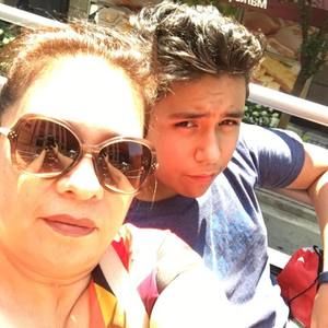 Meet your Posher, Isidra