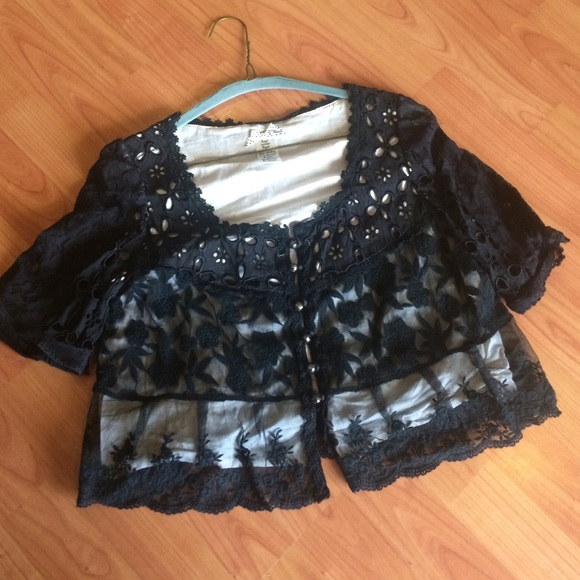 Darling FOREVER 21 Black Eyelet Top
