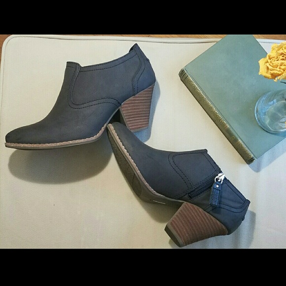 Gorgeous Ankle Boots!