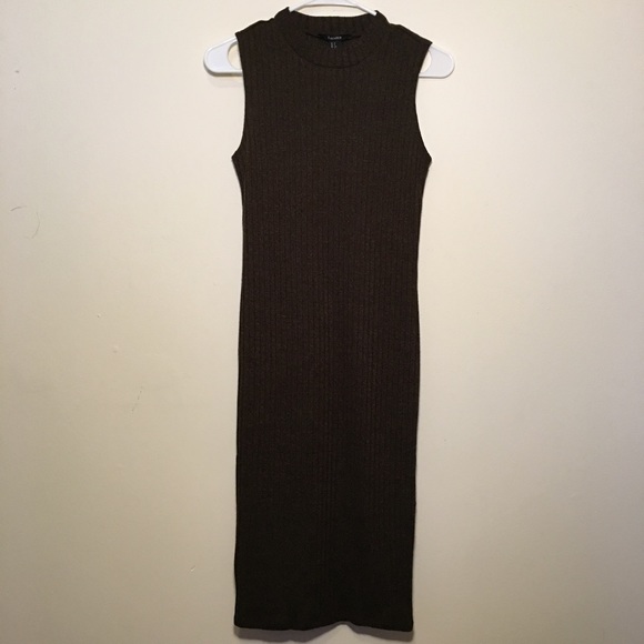 High neck sleeveless dress