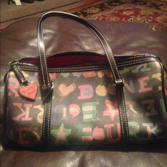 Authentic Dooney zipper bag . Like new