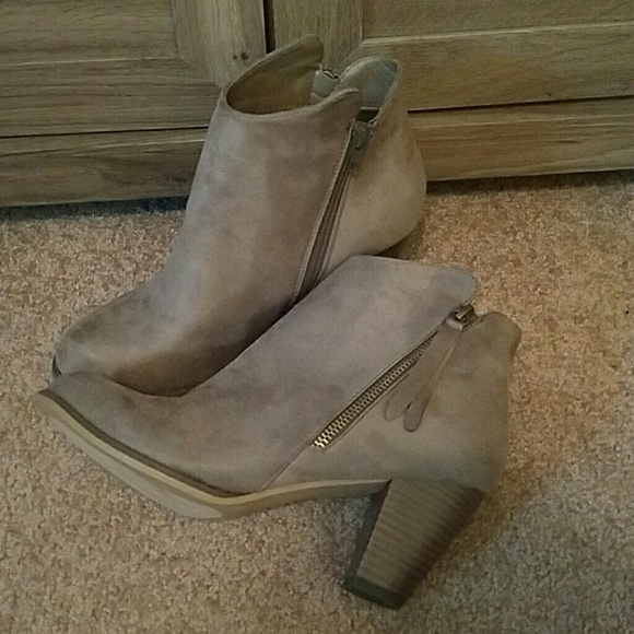 Brand new suede booties