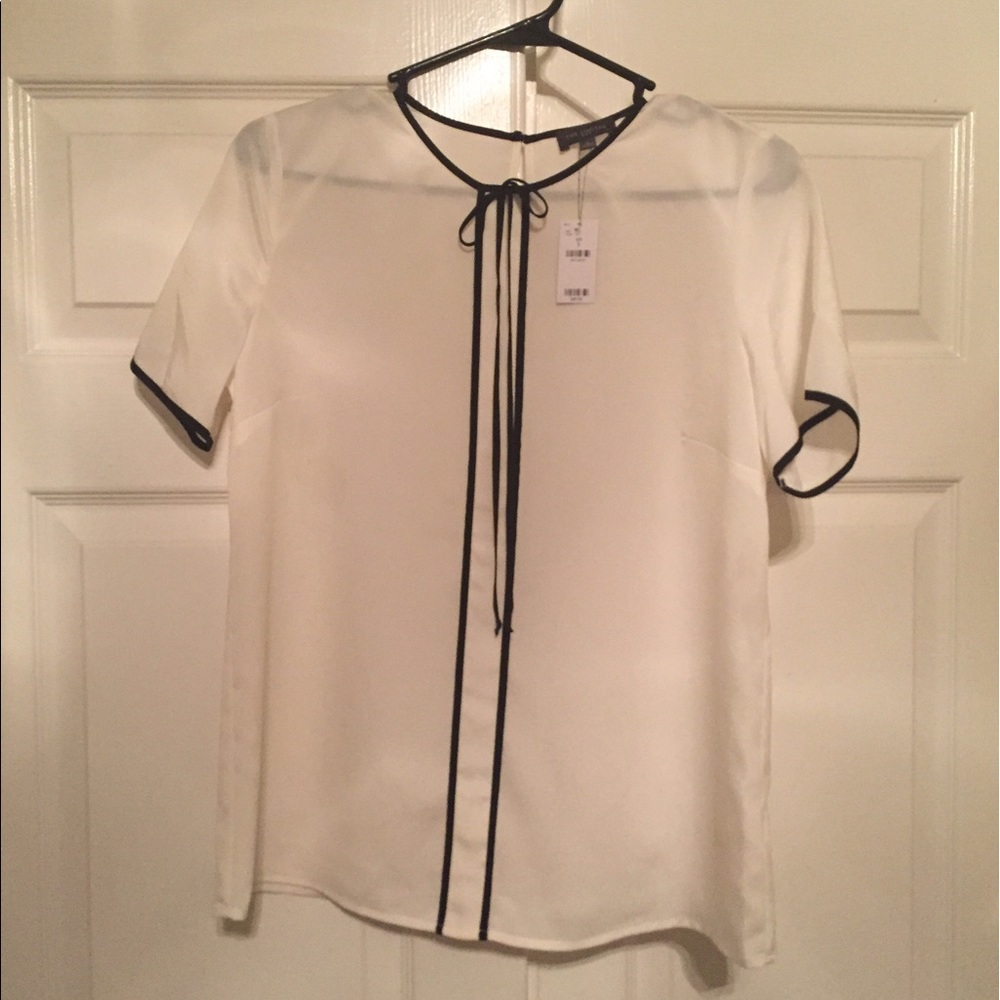 🎉 *NWT* The Limited blouse